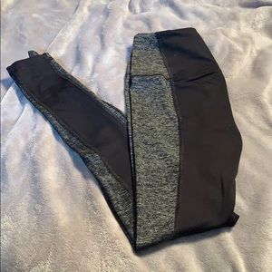 VS Sport black and grey leggings